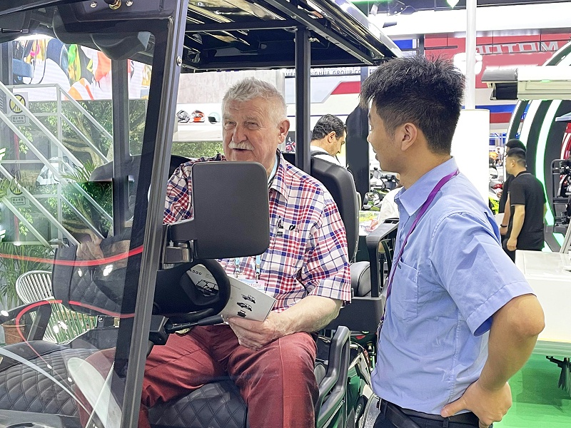 電動車展位 (7)